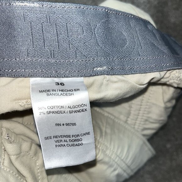 Mens Iron Co. Cargo Shorts Khaki 36 Cotton Spandex NWOT - Picture 2 of 8